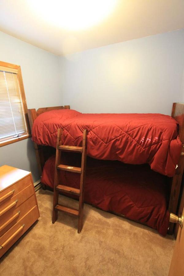 Quaint Stowe Cabin Extérieur photo
